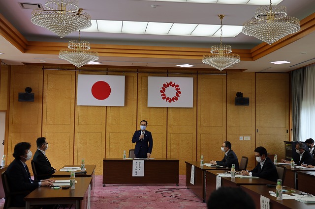 第1回強い経済の構築に向けた埼玉県戦略会議の様子2