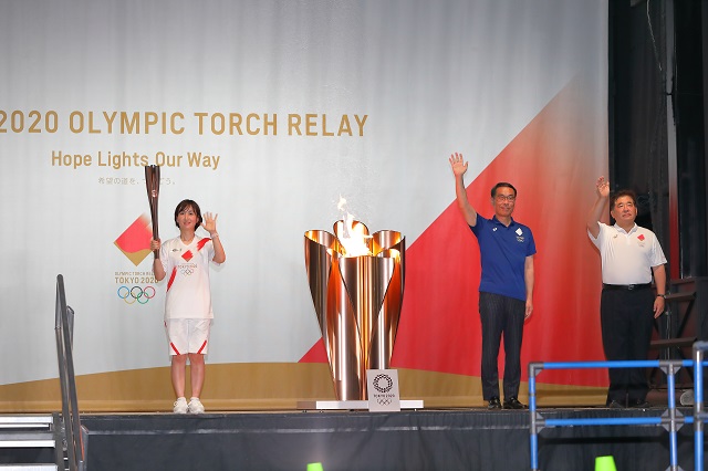 大野知事と聖火リレーランナーの東京2020オリンピック聖火リレー セレブレーションの参加の様子