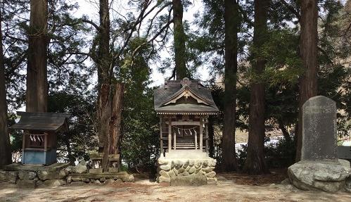 有氏神社境内