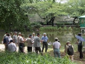 園内散策