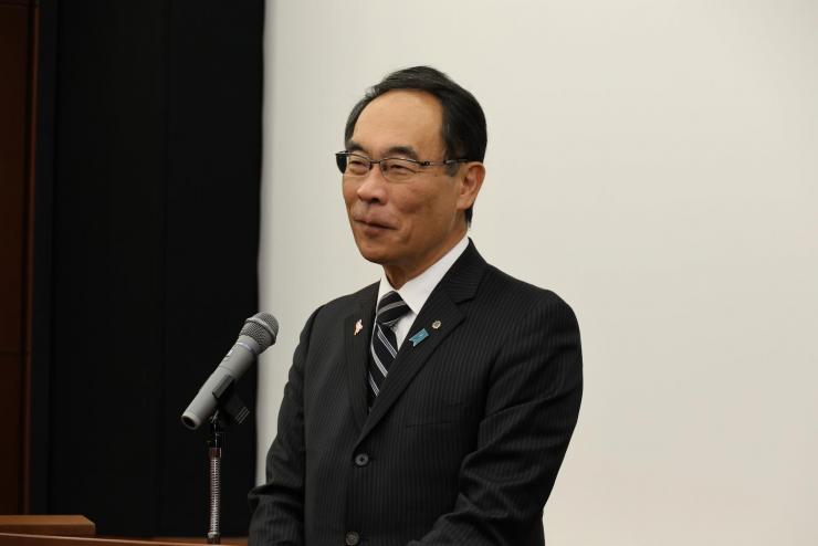 知事挨拶の様子