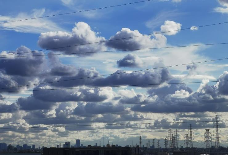 写真：夏の空を駆けて