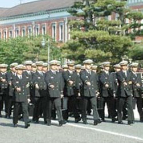 自衛隊一般幹部候補生の写真