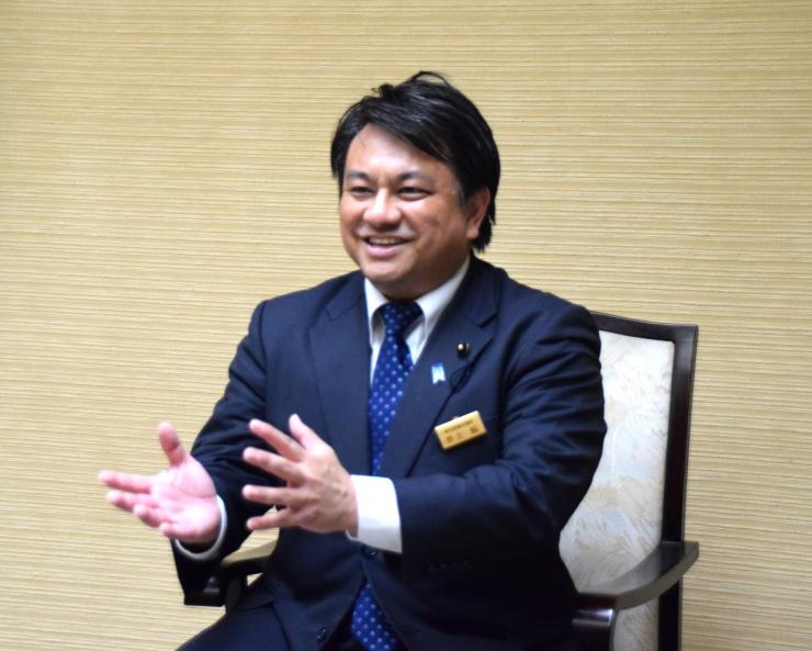 井上航代表