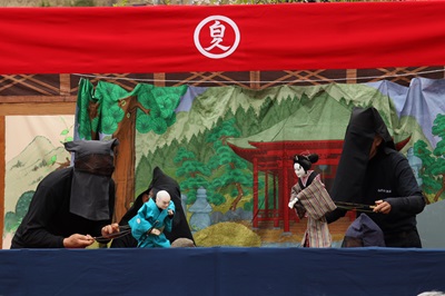画像：白久串人形芝居
