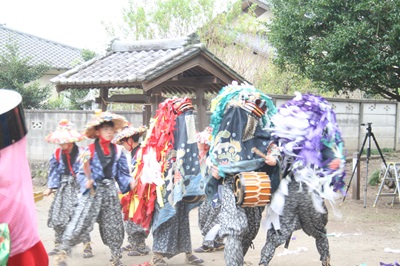 画像：葛貫獅子舞