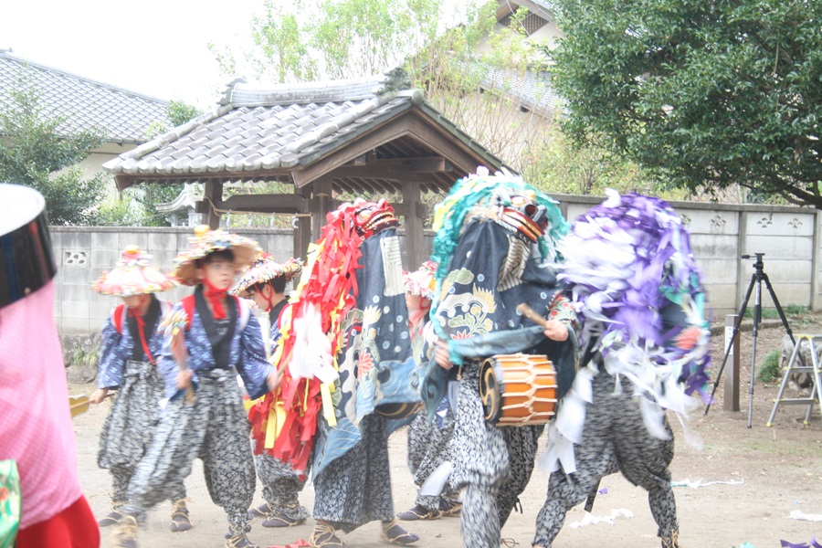 画像：葛貫獅子舞