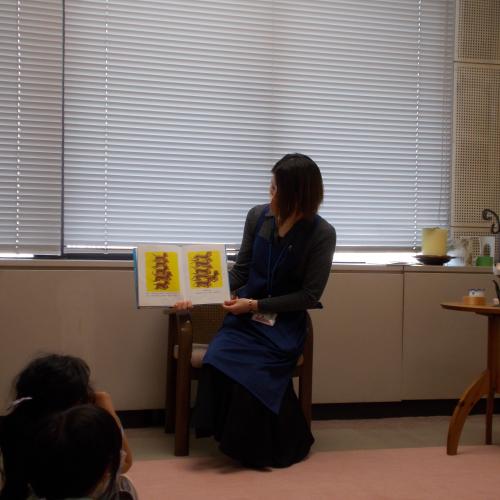 おはなし会のようす2