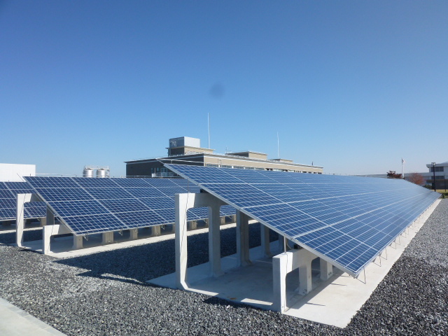 吉見浄水場太陽光発電設備設置状況